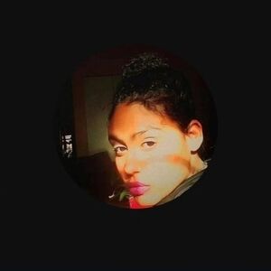 Meet your Posher, Radhaysa